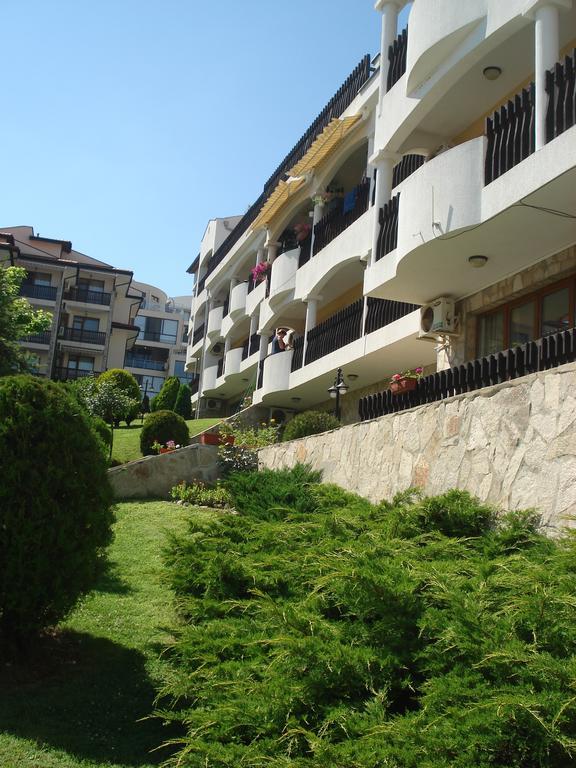 Tsb Sun Coast Apartments Sveti Vlas Ngoại thất bức ảnh