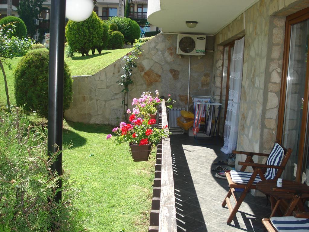 Tsb Sun Coast Apartments Sveti Vlas Ngoại thất bức ảnh