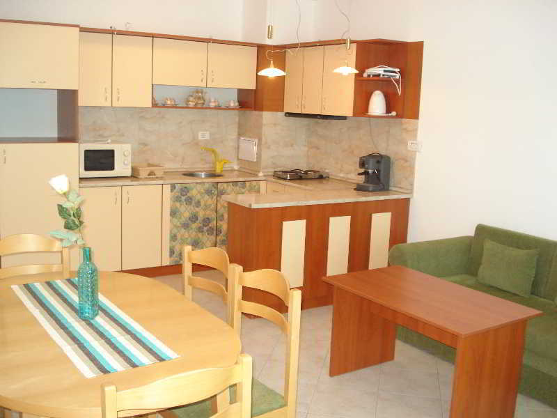 Tsb Sun Coast Apartments Sveti Vlas Ngoại thất bức ảnh